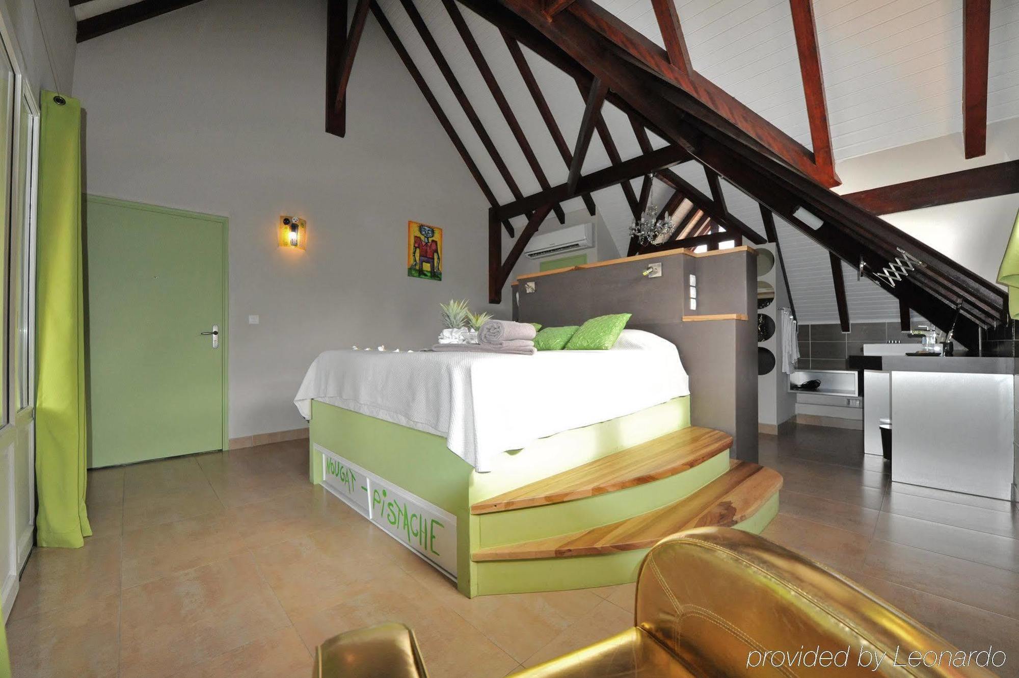 La Suite Villa Ле-Труаз-Иле Экстерьер фото